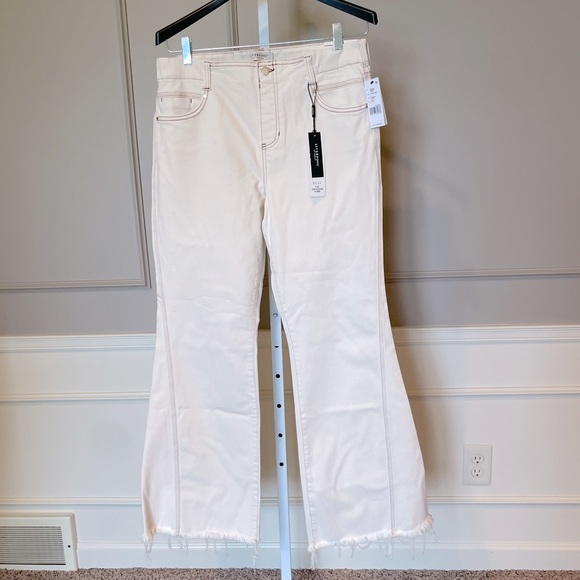 Liverpool Los Angeles NWT 12 / 31 The Gia Gilder Flare pants Seaside Dunes - Picture 1 of 6